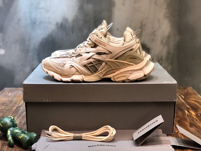BALENCIAGA SNEAKERS (469)