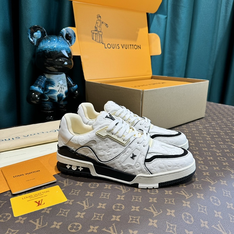 LOUIS VUITTON SNEAKERS (314)