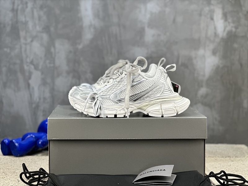 BALENCIAGA SNEAKERS (68)