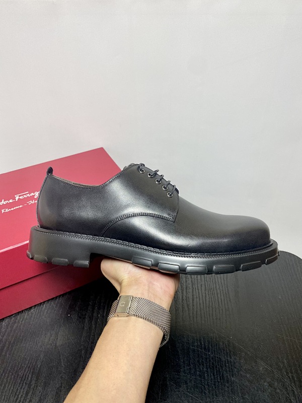 FERRAGAMO SHOES (133)