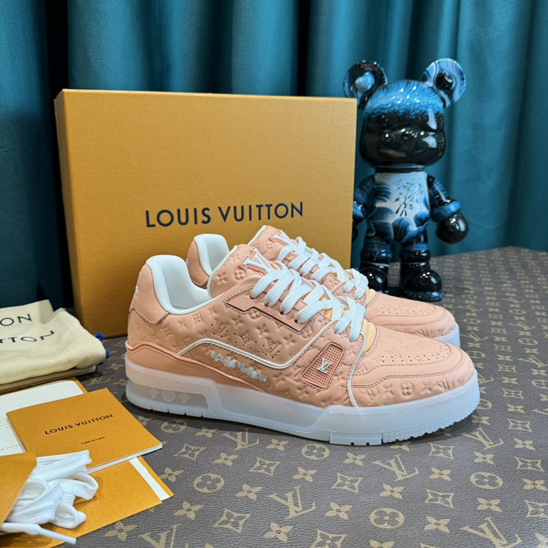 LOUIS VUITTON SHOES (400)