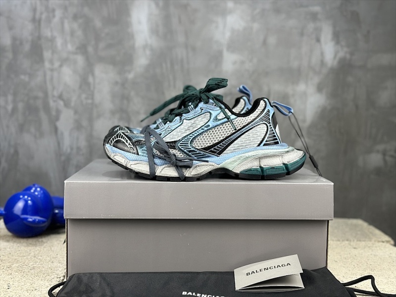 BALENCIAGA SNEAKERS (49)