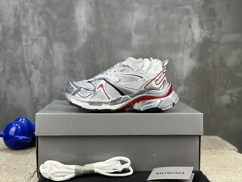 BALENCIAGA SNEAKERS (333)