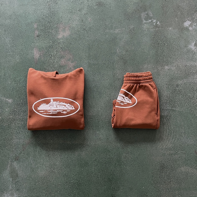 CORTEIZ SWEATSHIRTS (3)