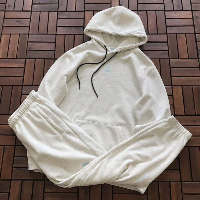 NIKE HOODIES (34)