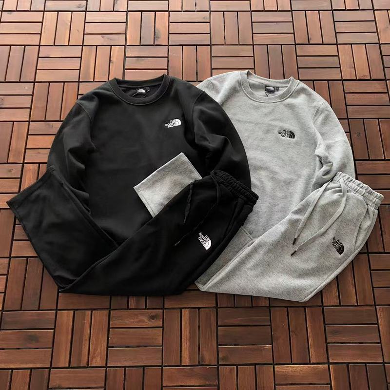 THE NORTH FACE SWEATERS (4)