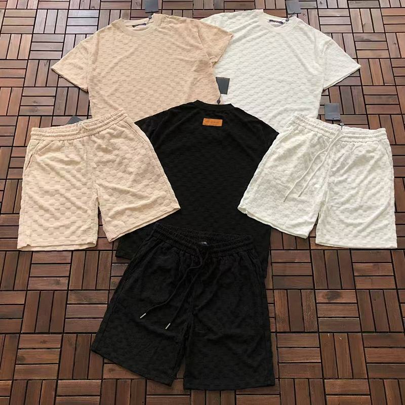 LOUIS VUITTON TSHIRTS (526)