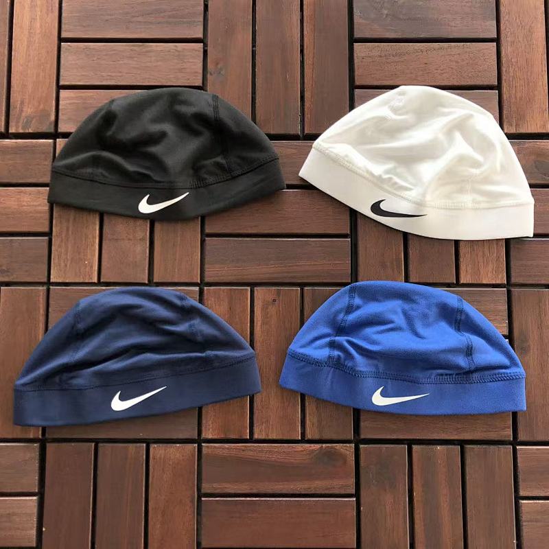 NIKE CAPS (3)