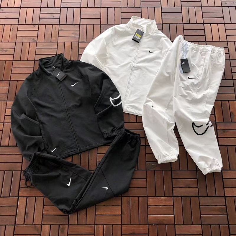 NIKE SWEATERS (4)