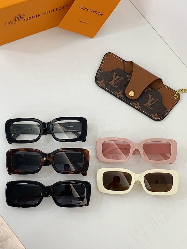 LOUIS VUITTON SUNGLASSES