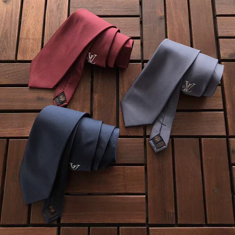 LOUIS VUITTON TSHIRTS (500)