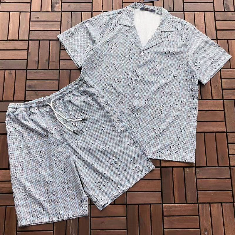 LOUIS VUITTON TSHIRTS (257)