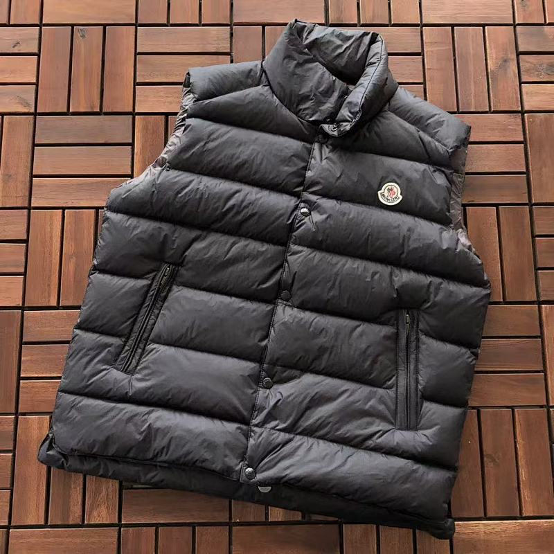 MONCLER (3)