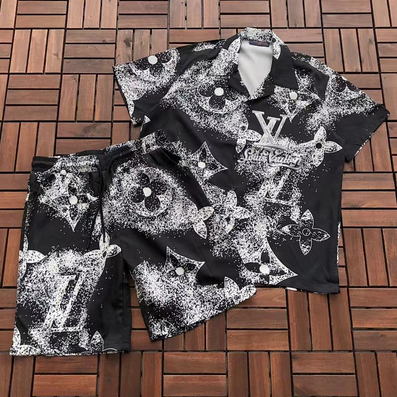 LOUIS VUITTON TSHIRTS (514)