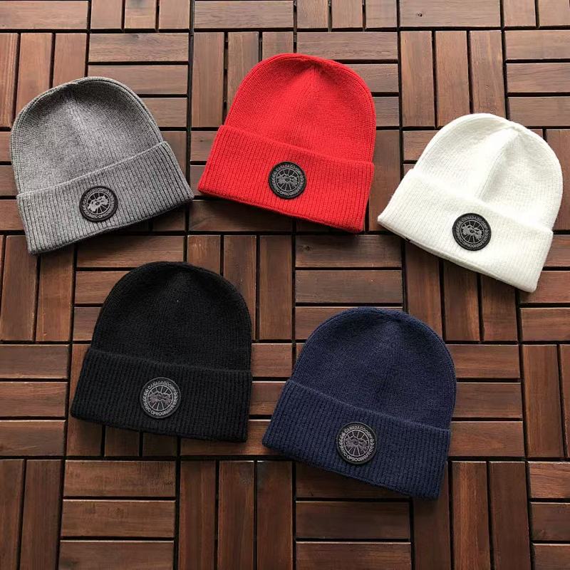 CANADA GOOSE CAPS (6)