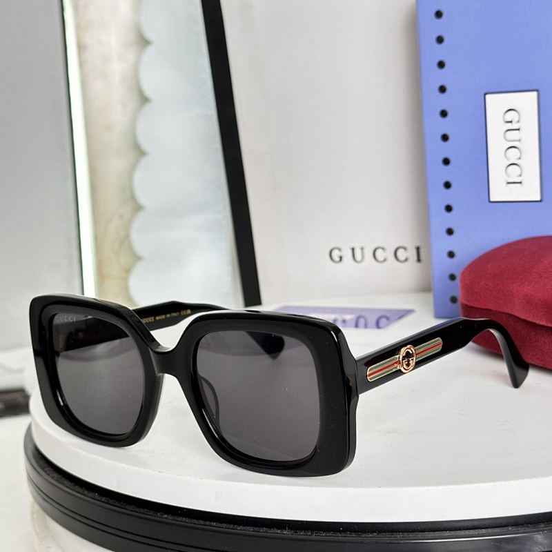 GUCCI SUNGLASSES (42)