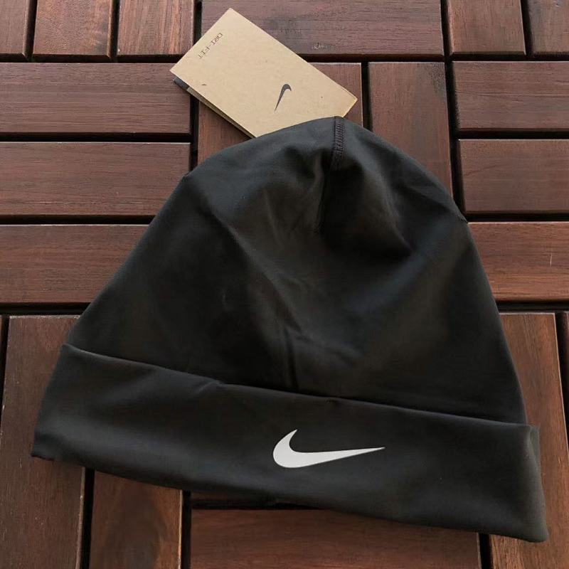 NIKE CAPS (8)