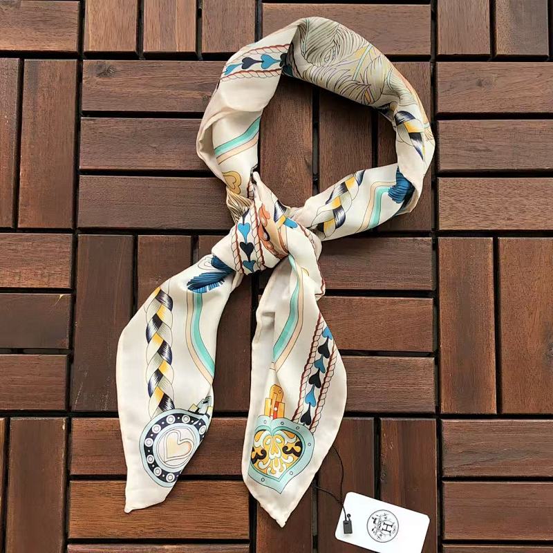 HERMES SCARVES (3)