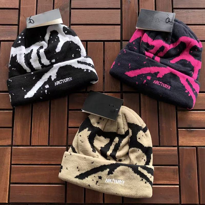 ARCTERYX CAPS (21)