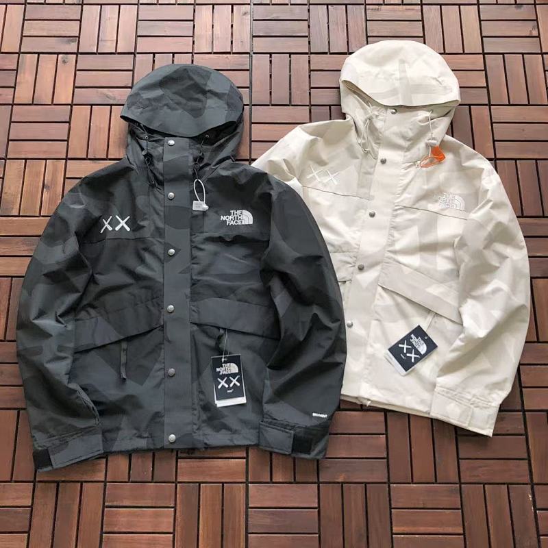 THE NORTH FACE TSHIRTS (207)
