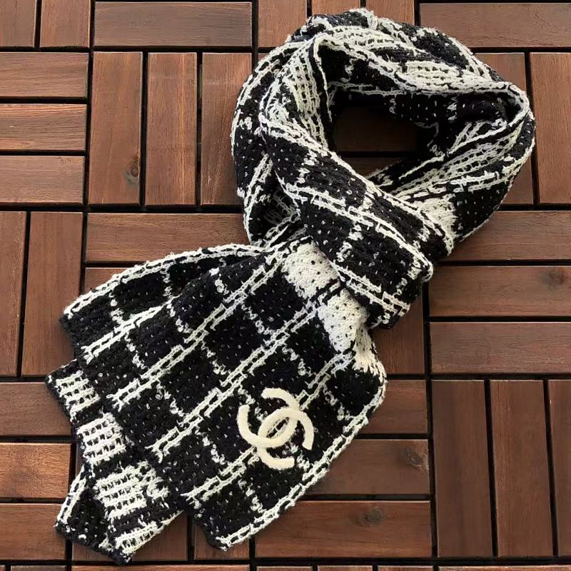 CHANEL SCARVES (41)