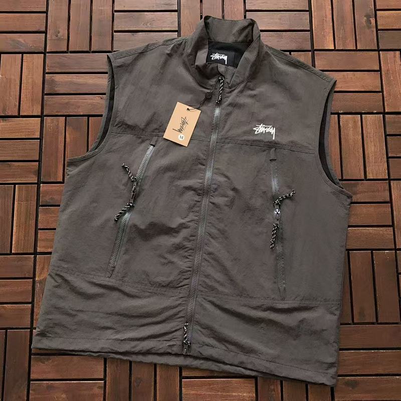 STUSSY TSHIRTS (884)