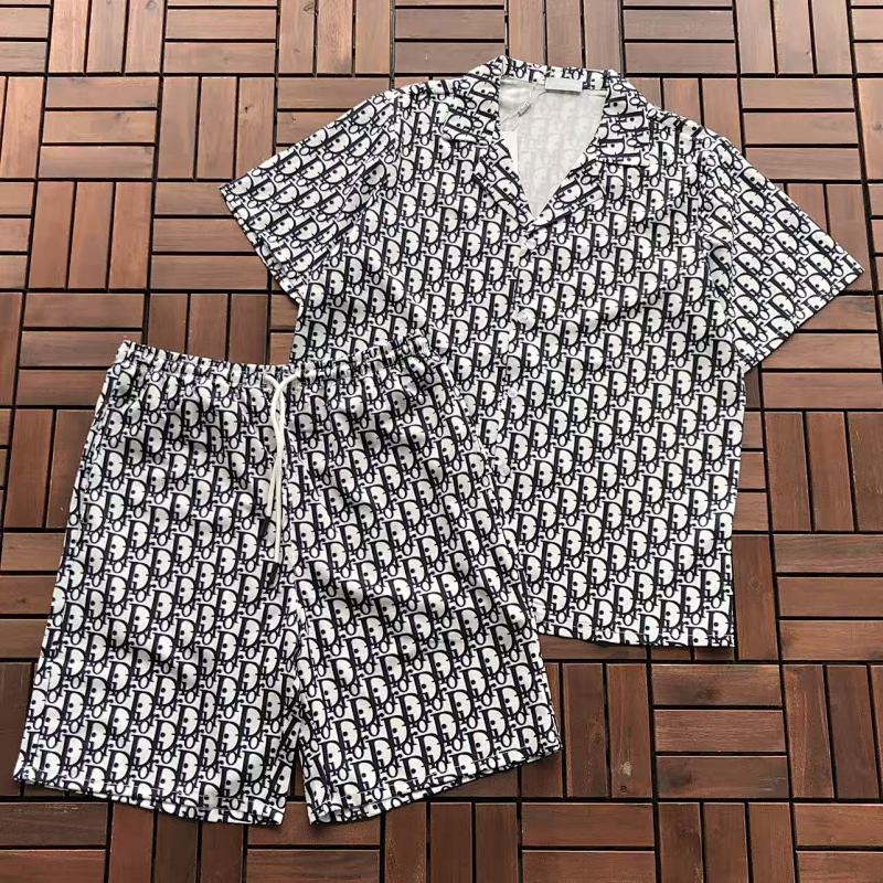 LOUIS VUITTON TSHIRTS (249)