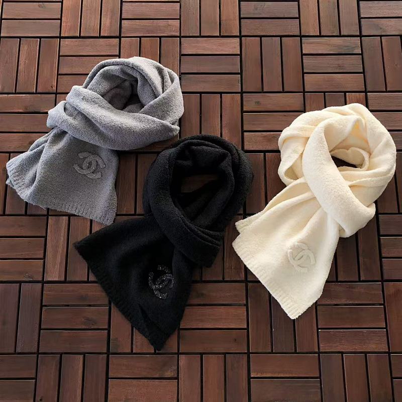 CHANEL SCARVES (32)