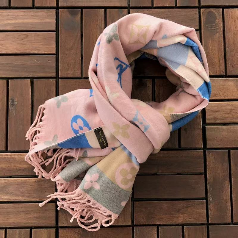 LOUIS VUITTON SCARVES
