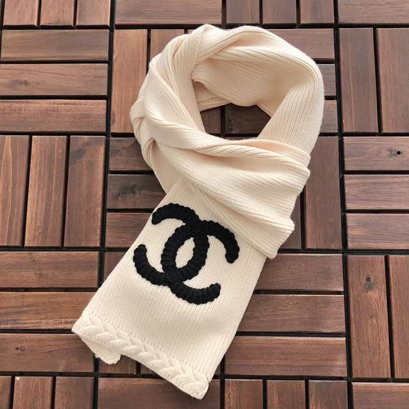 CHANEL SCARVES (39)