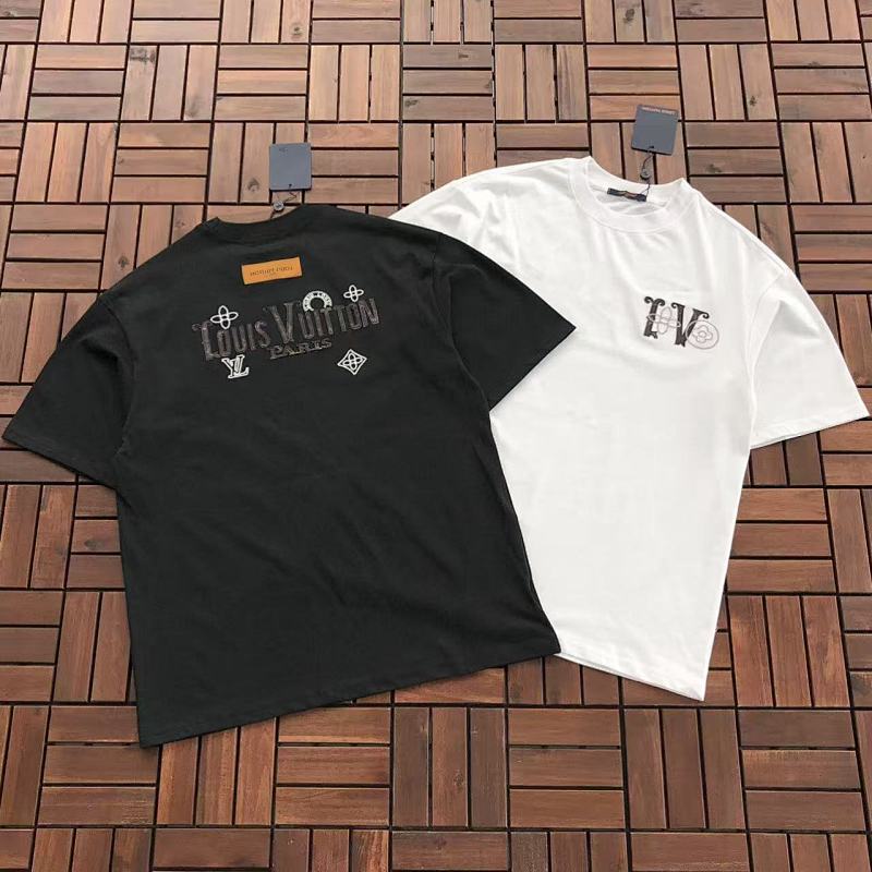 LOUIS VUITTON TSHIRTS (261)