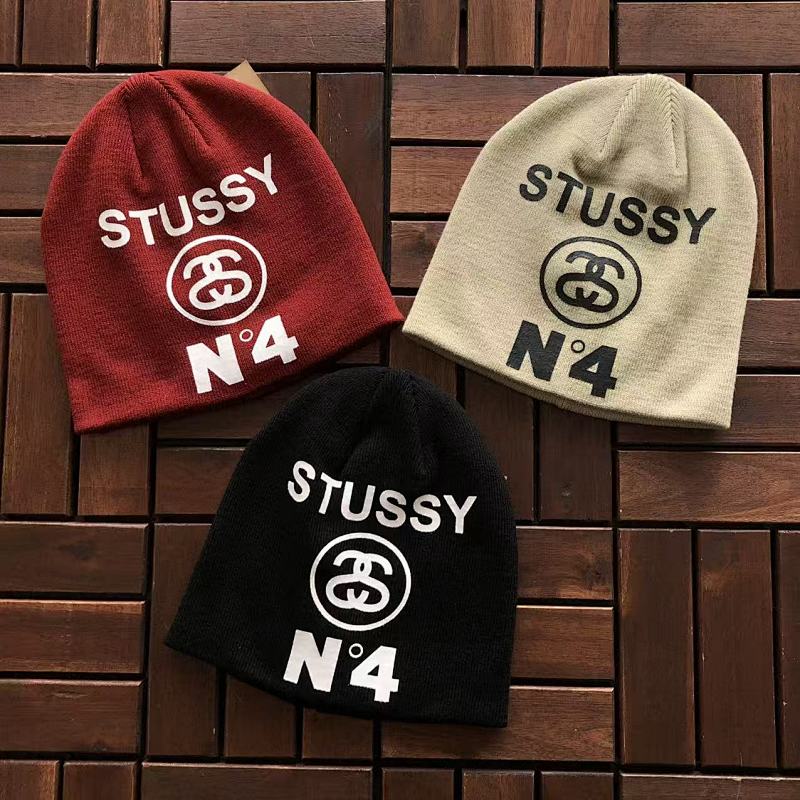 STUSSY CAPS (11)
