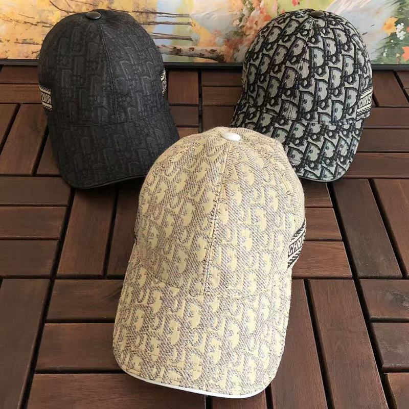 DIOR CAPS (5)