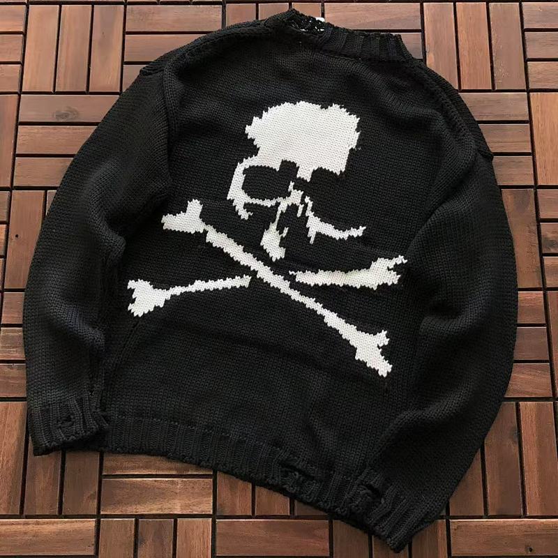 MASTERMIND SWEATERS (2)