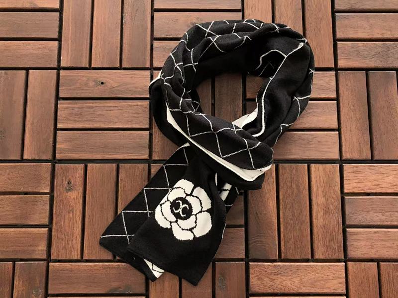CHANEL SCARVES (36)