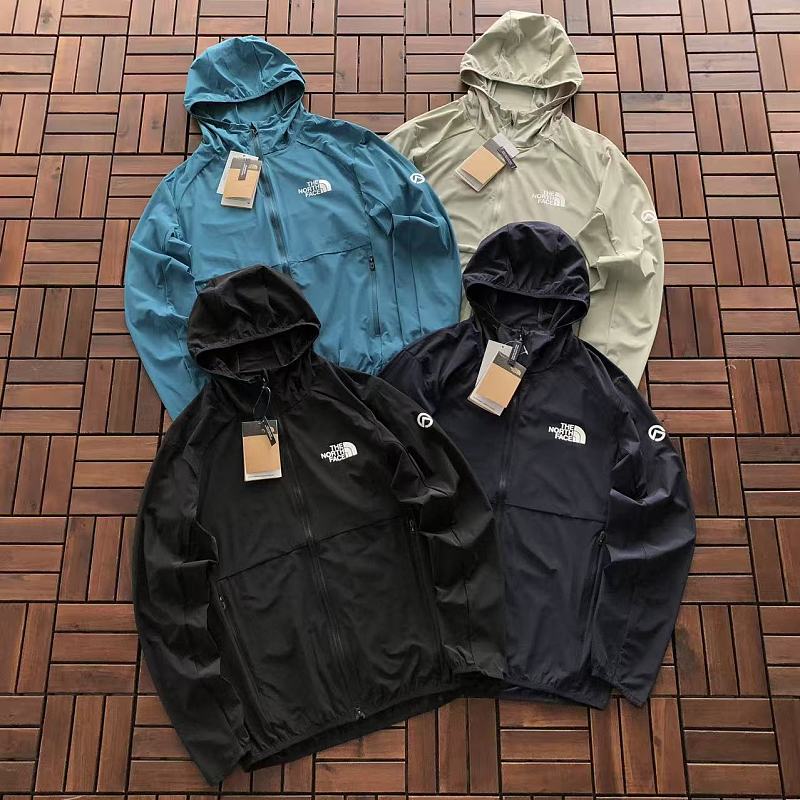 THE NORTH FACE TSHIRTS (30)