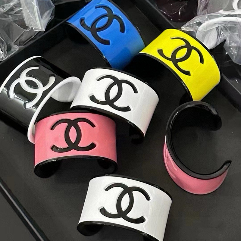 CHANEL TSHIRTS (124)