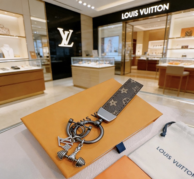 LOUIS VUITTON TSHIRTS (363)