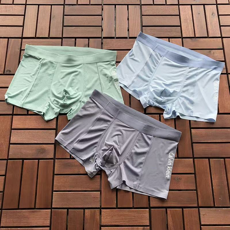 CALVIN KLEIN TSHIRTS (16)