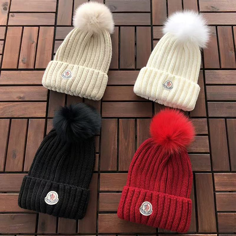 MONCLER CAPS (25)