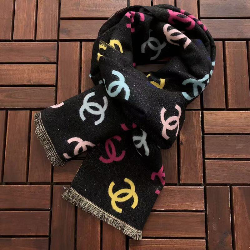 CHANEL SCARVES (31)
