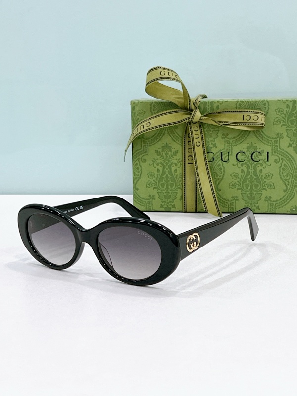 GUCCI TSHIRTS