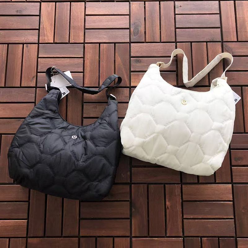 LULULEMON TSHIRTS (131)