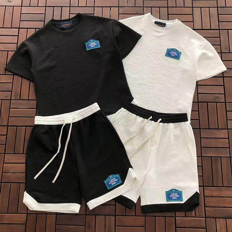 LOUIS VUITTON TSHIRTS (145)