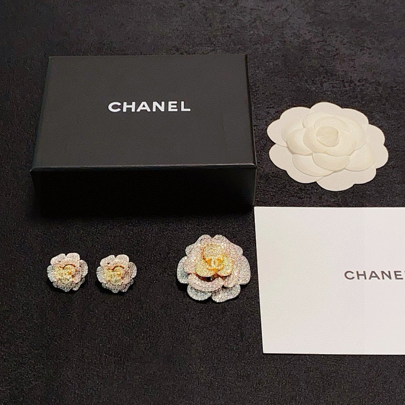 CHANEL TSHIRTS (116)