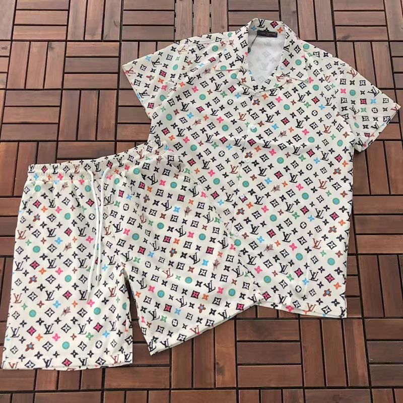 LOUIS VUITTON TSHIRTS (488)