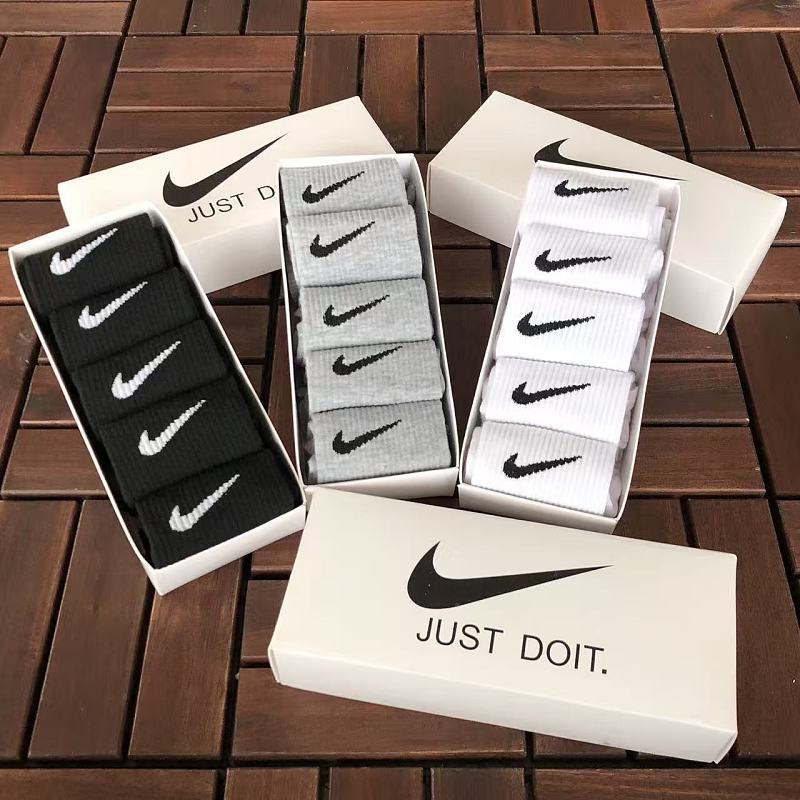 NIKE TSHIRTS (124)