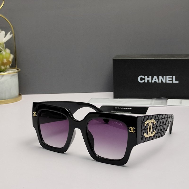 CHANEL TSHIRTS (200)