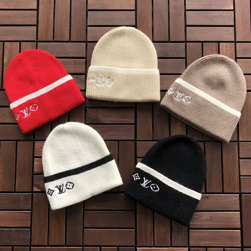 LOUIS VUITTON CAPS