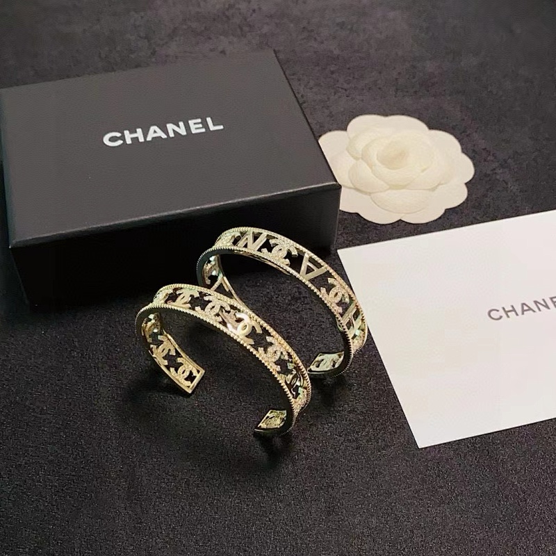 CHANEL TSHIRTS (168)